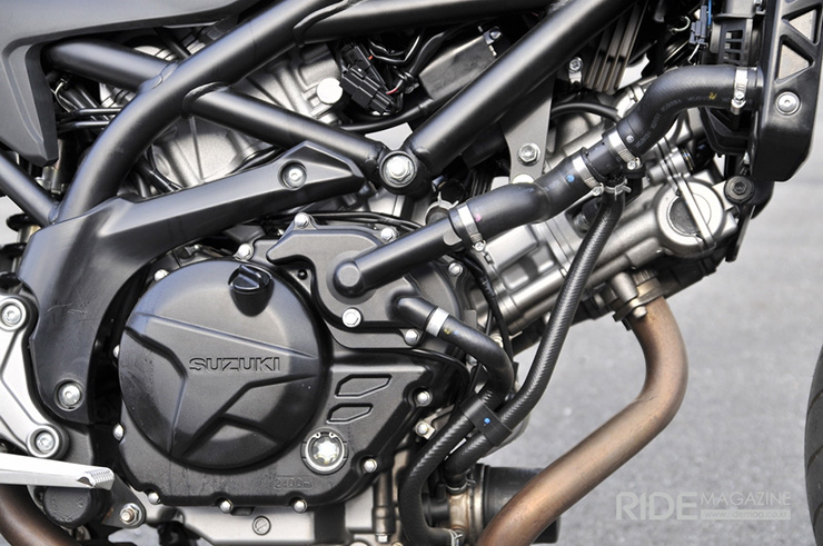 [트랙시승] SV650, 고삐 풀린 스탠다드 바이크의 진짜 실력은? : 네이버 블로그